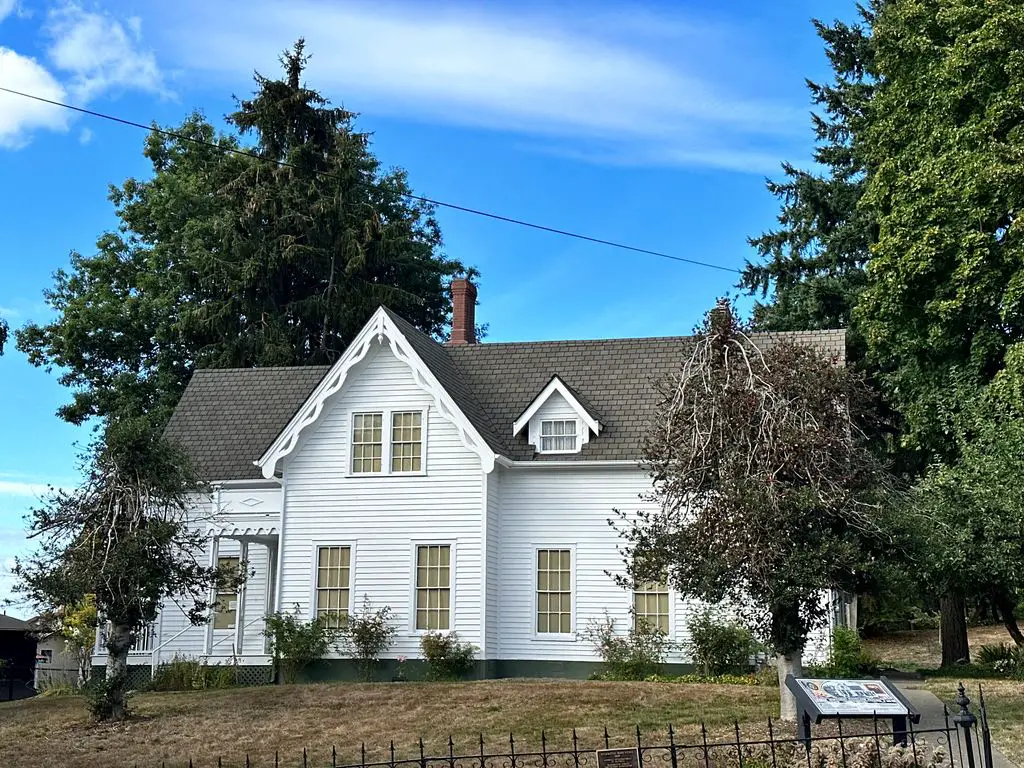 Bigelow-House-Museum-a-historic-house-museum-of-the-Olympia-Historical-Society