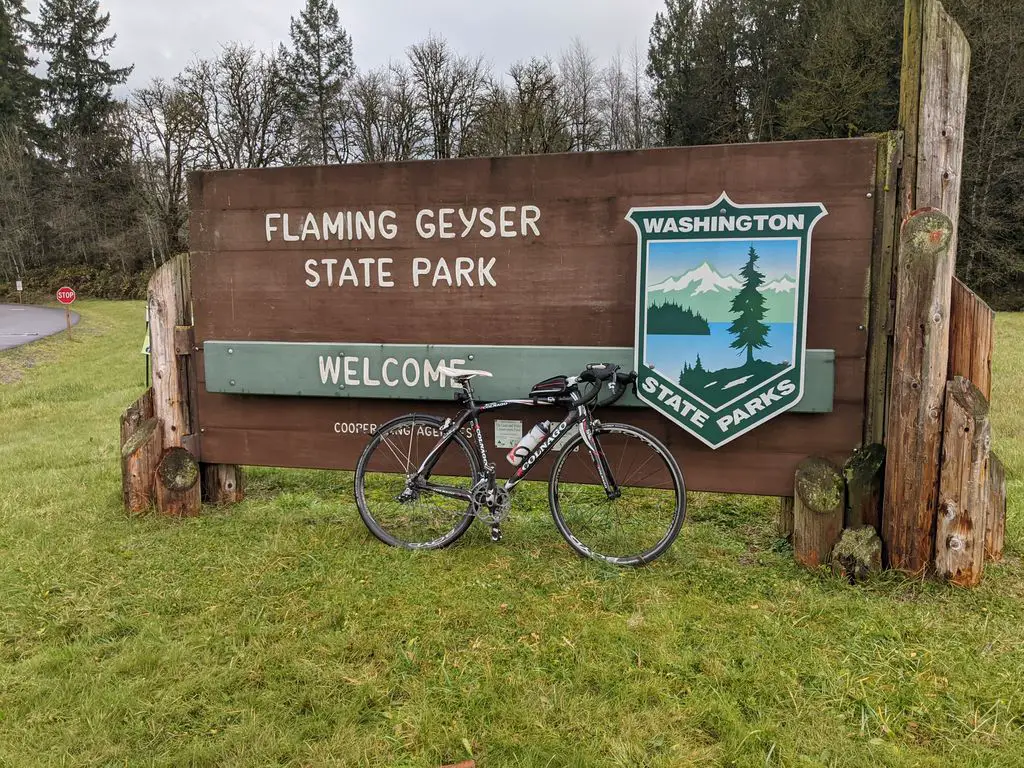 Flaming-Geyser-State-Park