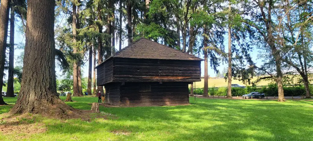 Fort-Borst-Block-House