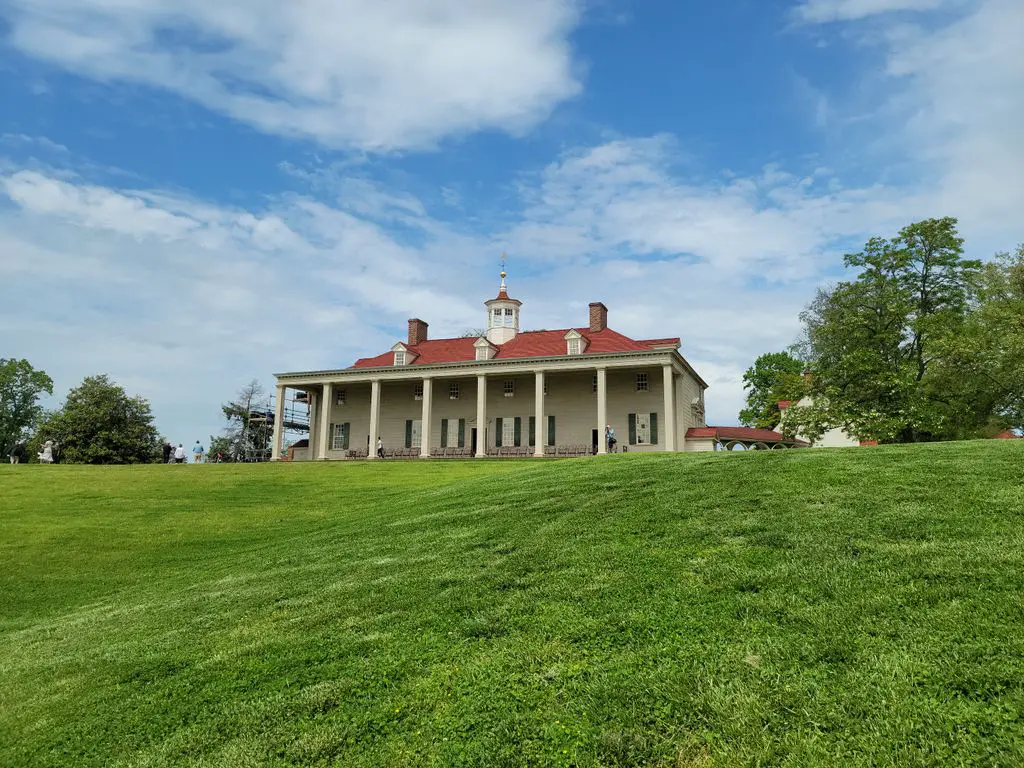 George-Washingtons-Mount-Vernon-1