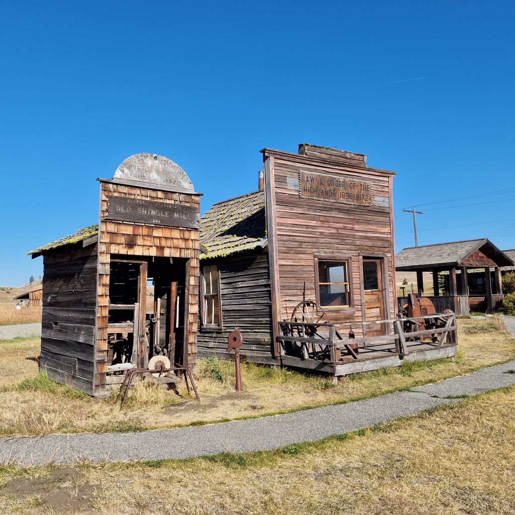 Old-Molson-Historic-Site