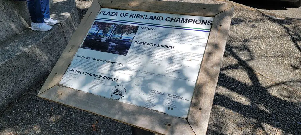 Plaza-of-Kirkland-Champions