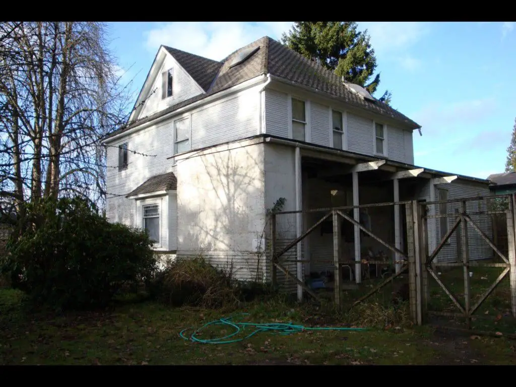 The-Evans-House-built-1900