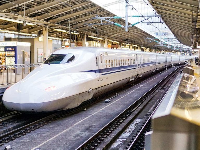 A Guide to Traveling to Washington DC by Train: Schedules, Discounts ...