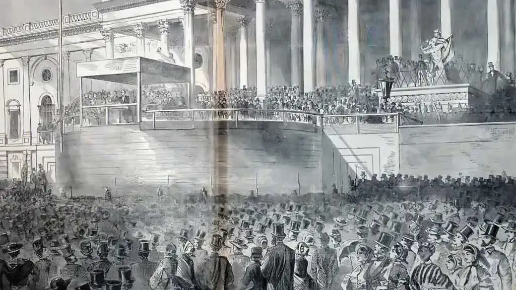 Lincoln’s Speeches During His Journey Reflect His Views on the Secession Crisis