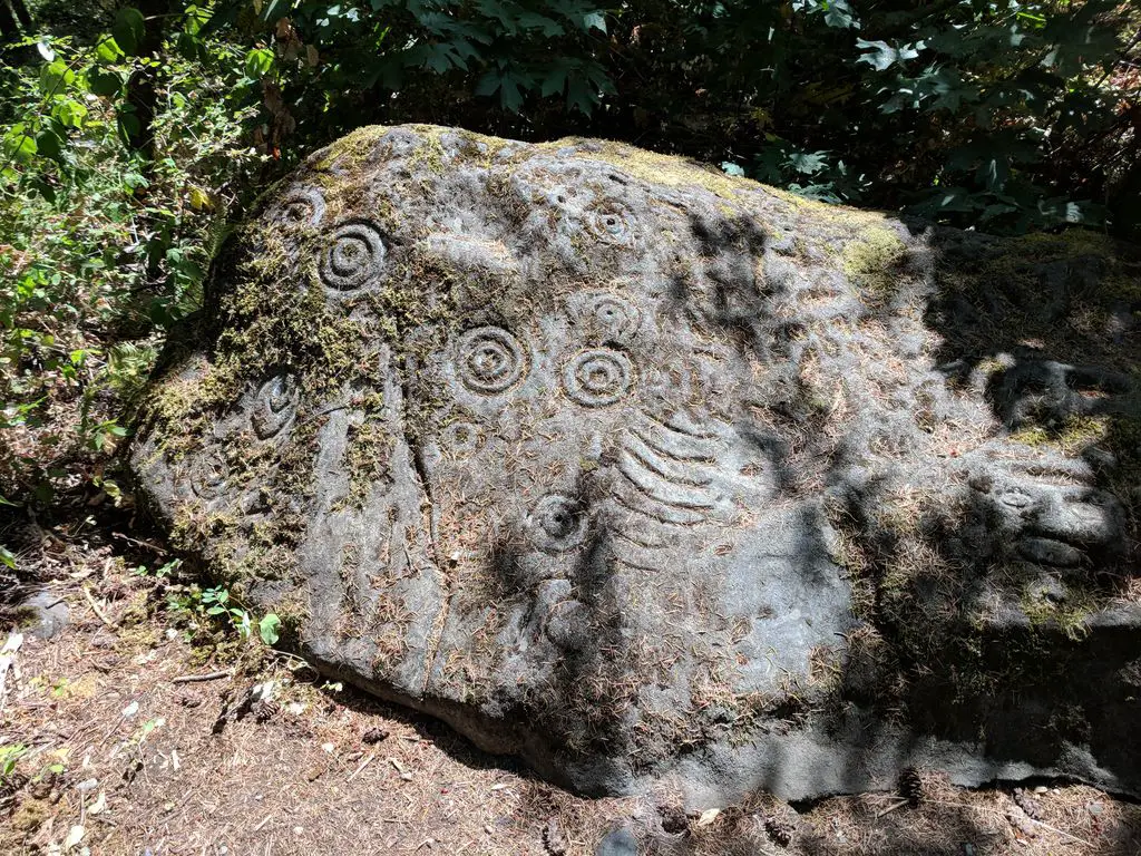 Indian-Petroglyph-replica