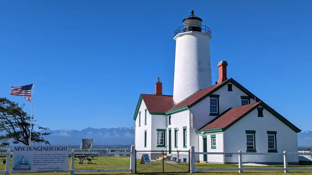 New-Dungeness-Lighthouse