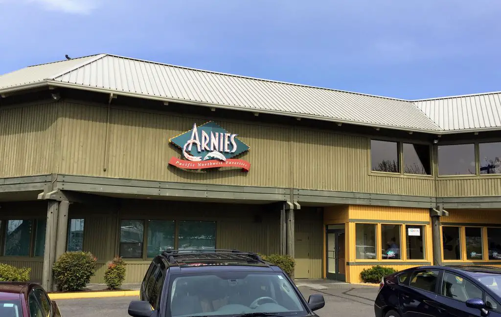 Arnies-Restaurant-Edmonds