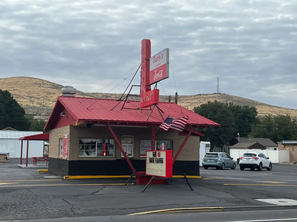 Dustys-In-N-Out-2